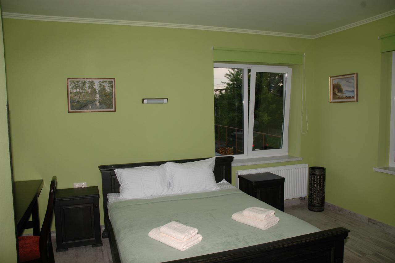 Guest House Lviv Kültér fotó