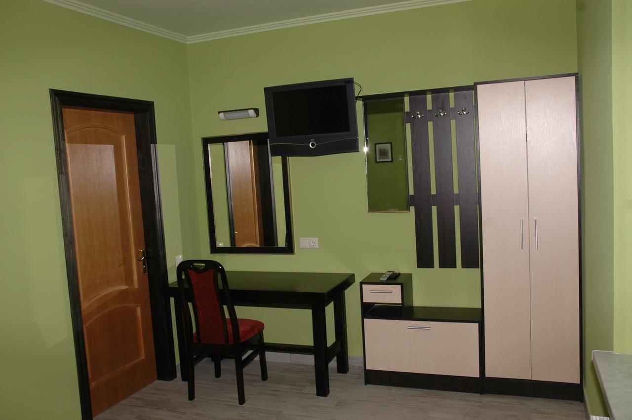 Guest House Lviv Kültér fotó