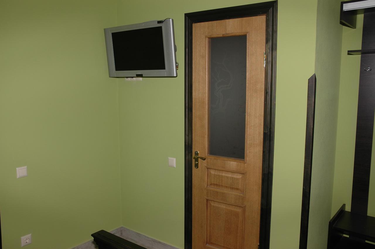 Guest House Lviv Kültér fotó