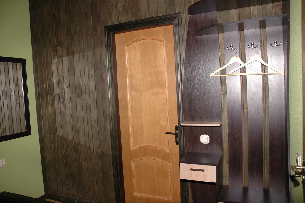 Guest House Lviv Kültér fotó