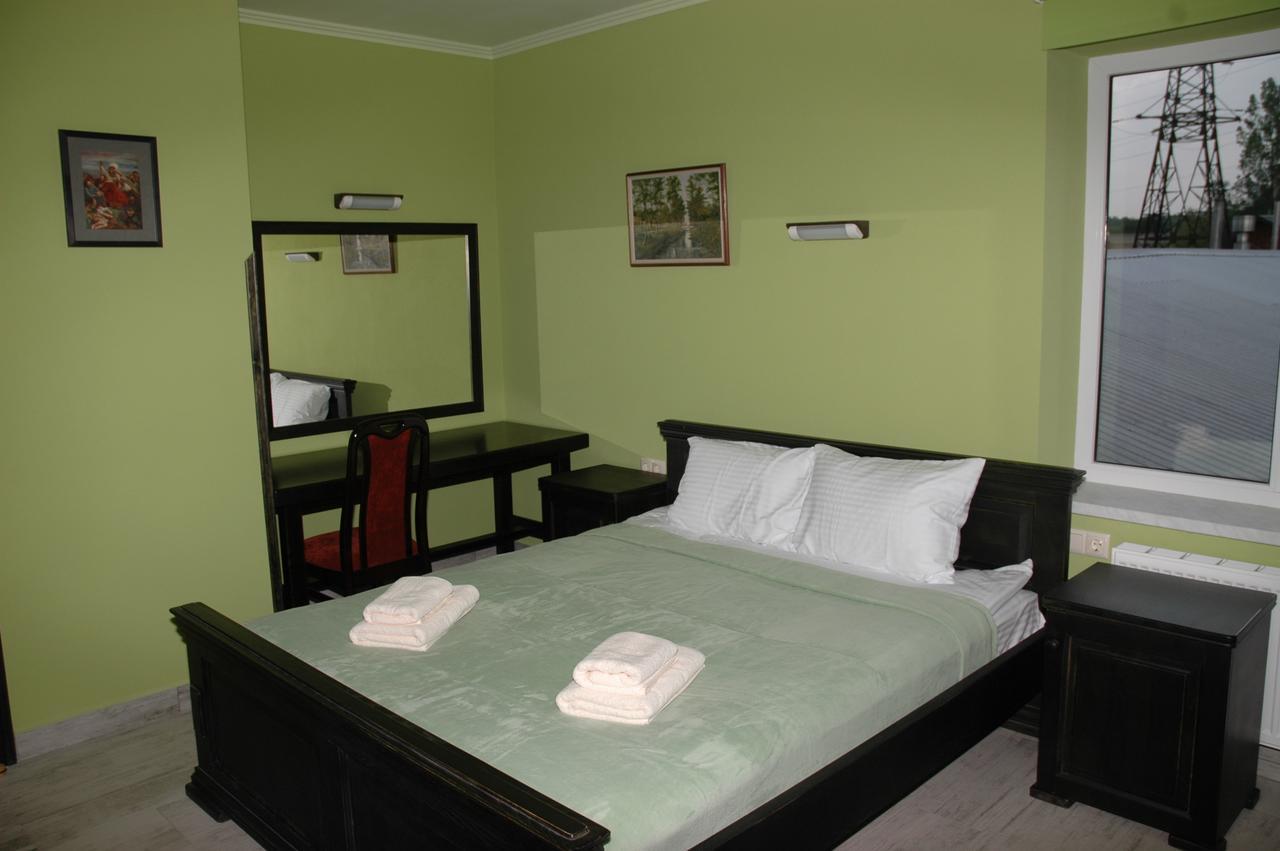 Guest House Lviv Kültér fotó
