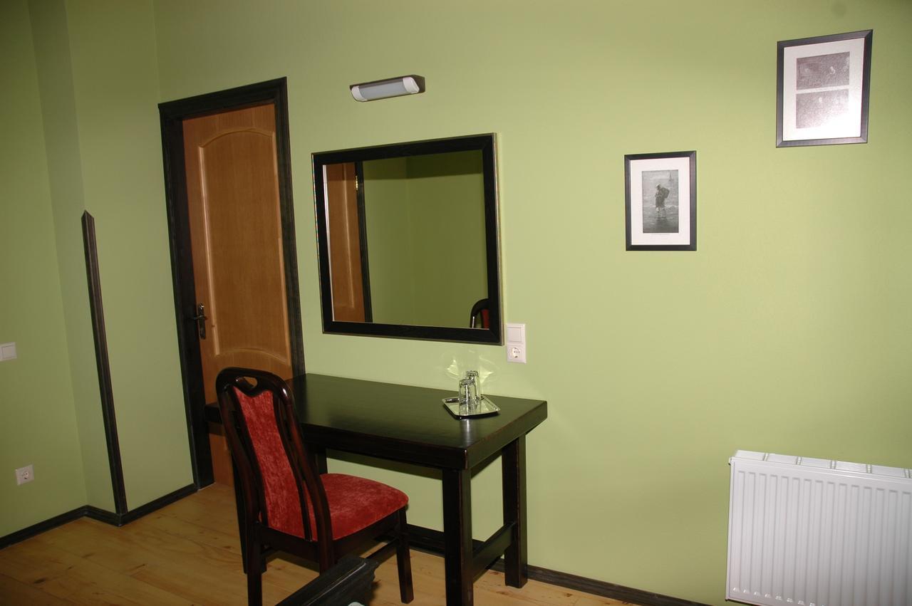Guest House Lviv Kültér fotó