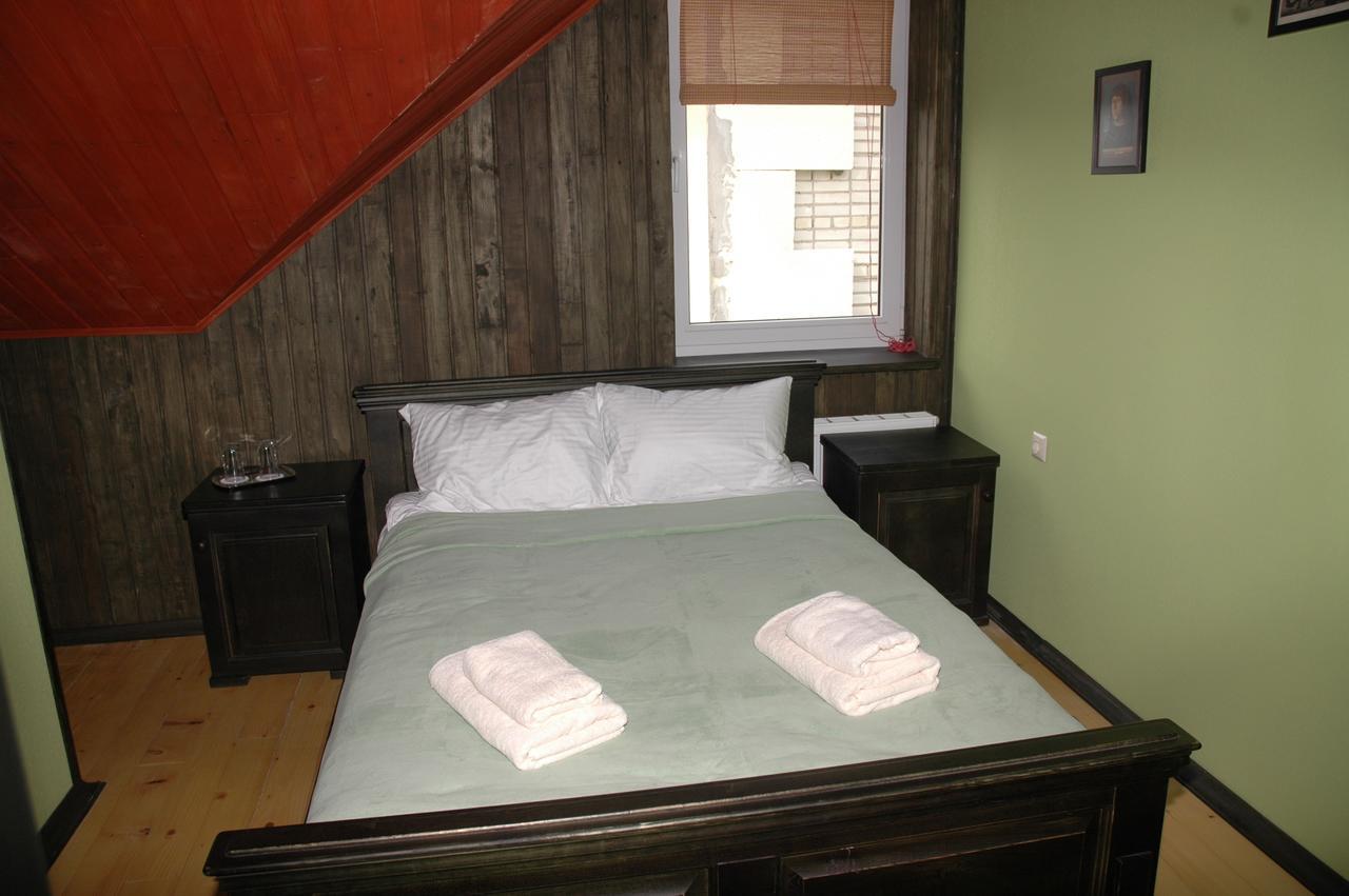 Guest House Lviv Kültér fotó