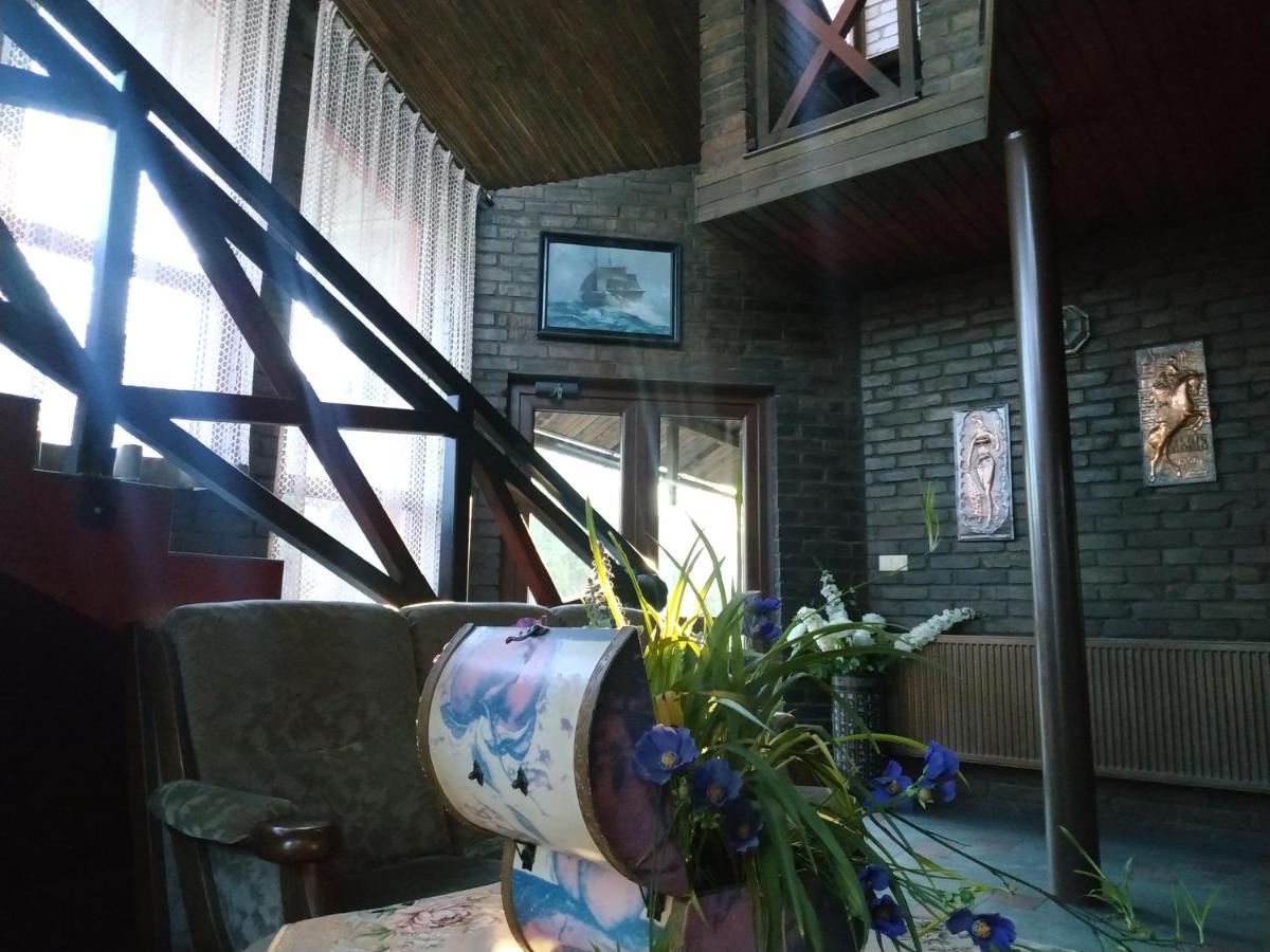 Guest House Lviv Kültér fotó